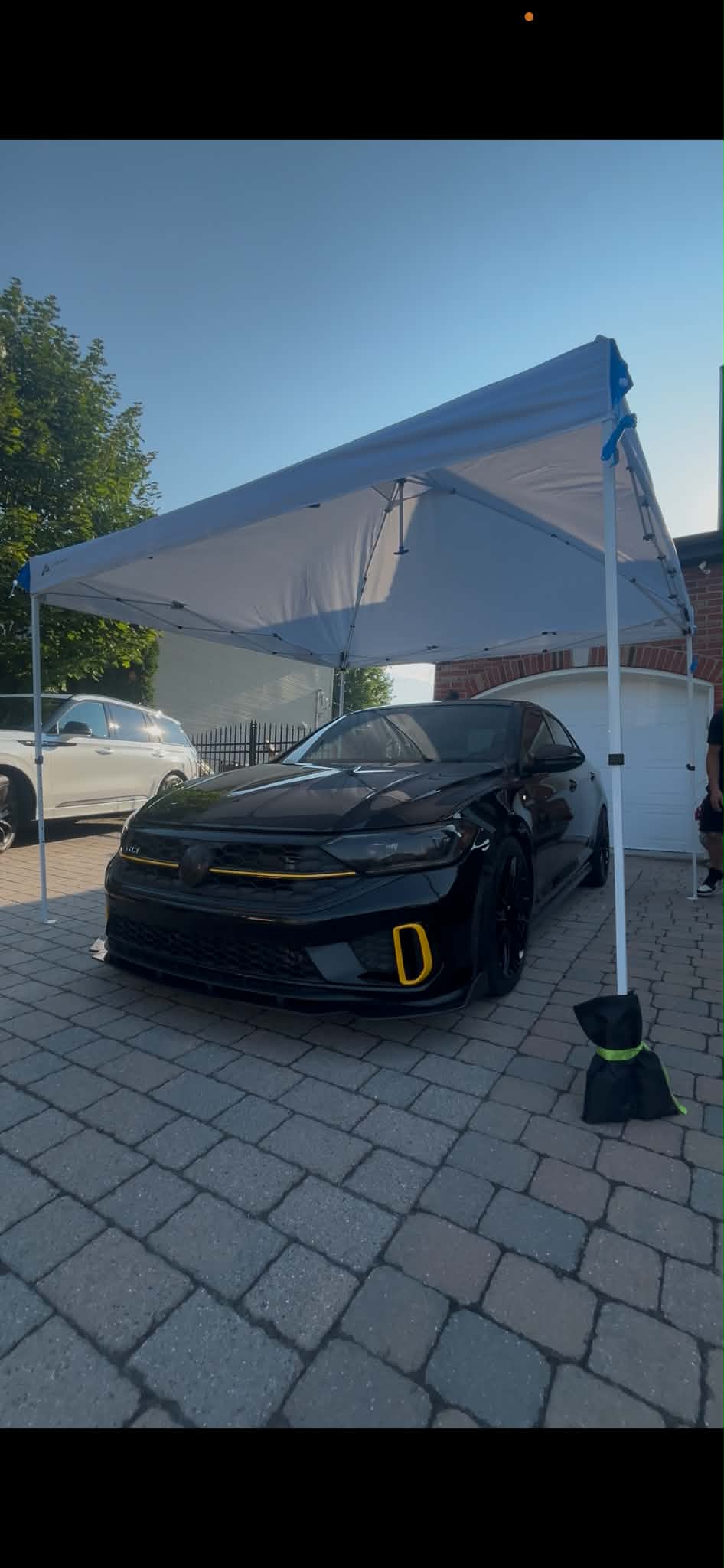 Véhicule noir — Laurin Auto Care